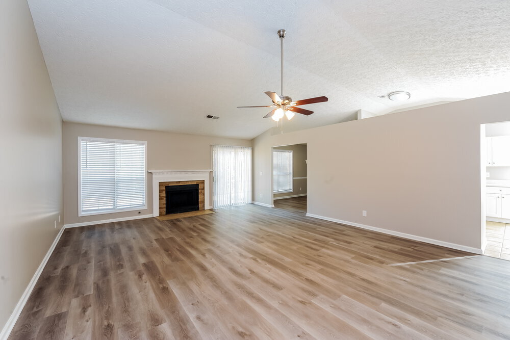 Building Photo - 5015 River Rock Way