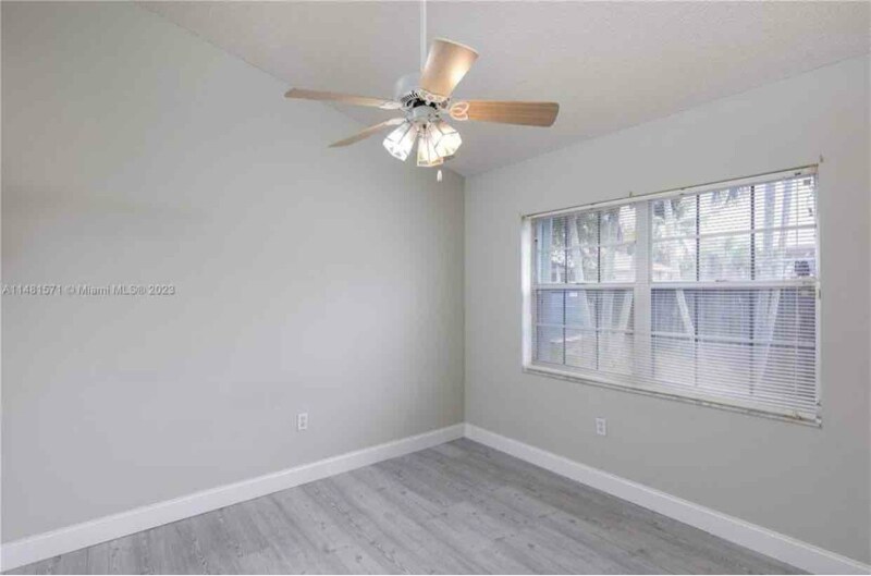 Building Photo - 248 SW 159th Ln