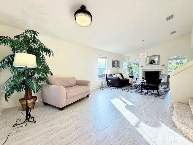 Building Photo - 9802 Copper Creek Dr