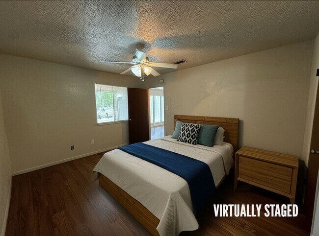 Building Photo - 2209 Wheeler Ave