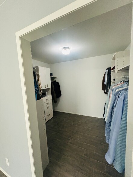 Building Photo - 1151 Canyon View Ln