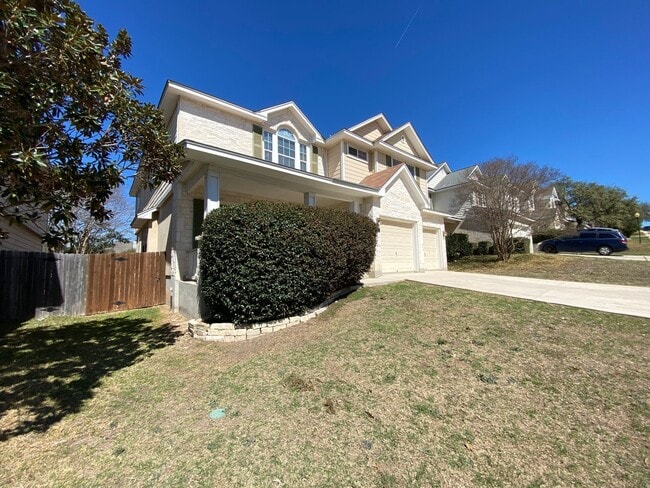 Building Photo - Step into this stunning 4 bedroom, 2.5 bathroom haven that radiates modern elegance and abundant ...