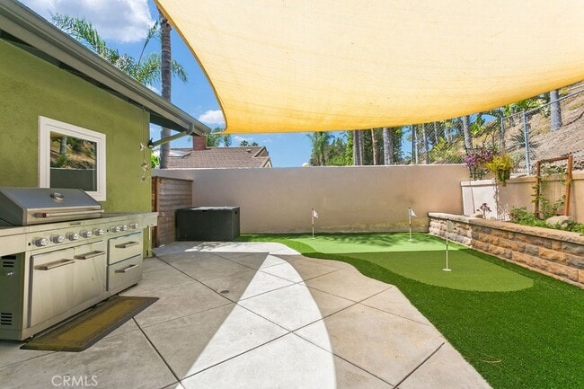 Building Photo - 24585 Overlake