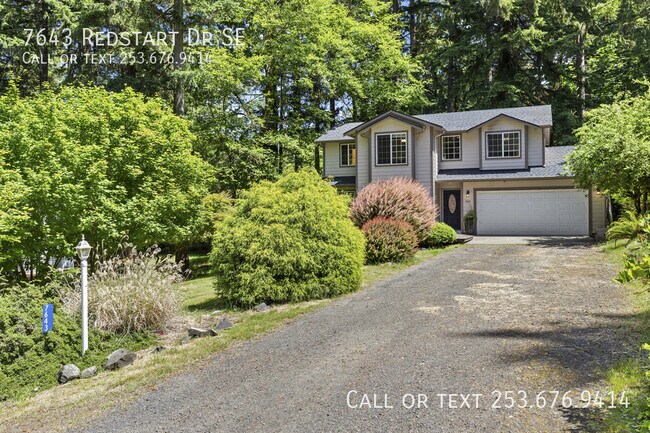 Building Photo - 7643 Redstart Dr SE