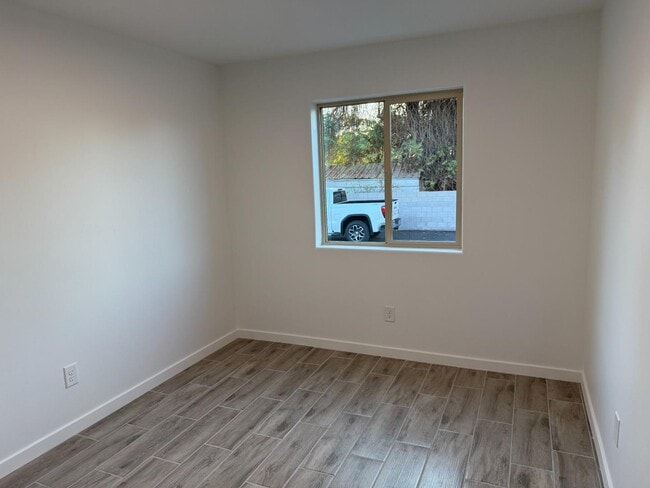 Building Photo - 279 S Avenue A