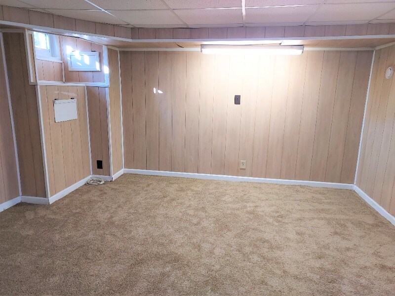 Building Photo - 2242 Graythorn Rd