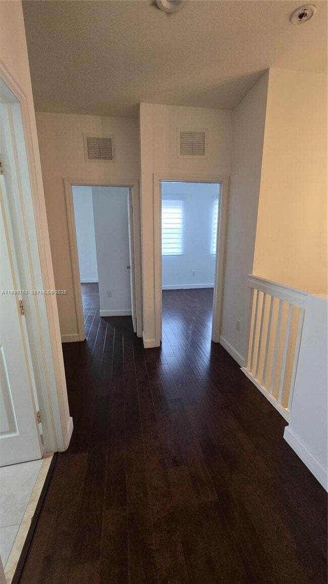 Building Photo - 10320 NW 70th Terrace