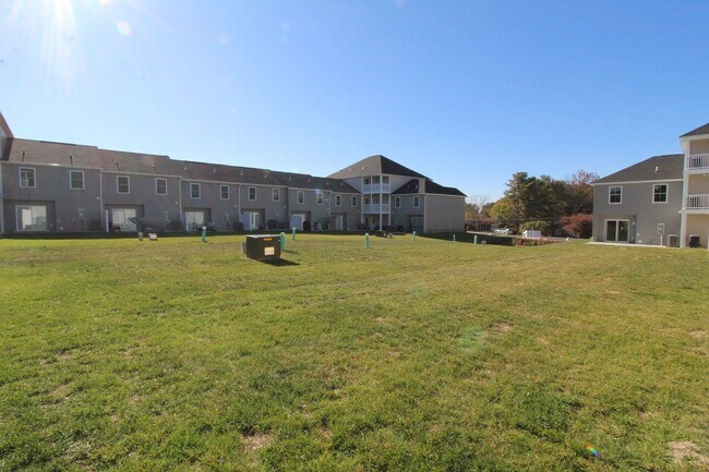 Building Photo - 3015 Locust Grv Ct