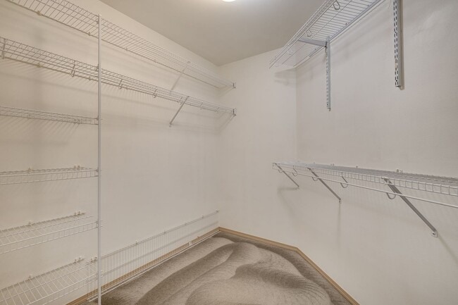 Building Photo - Beautiful Two-Story Home for Rent in the C...