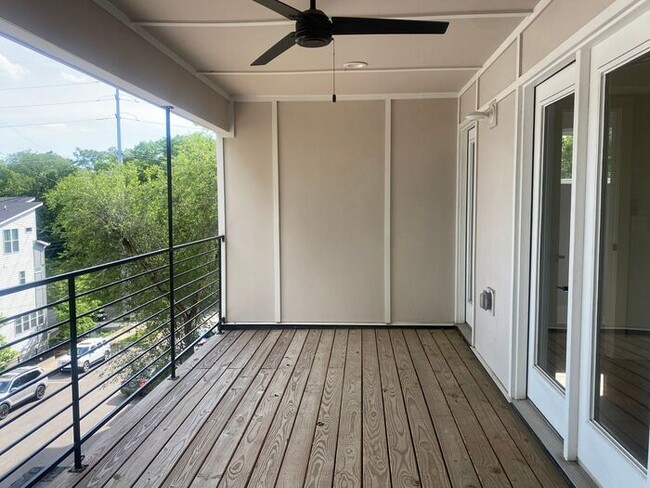 Building Photo - Newer Contruction - 3 Bed 3.5 Bath 3 Stories!