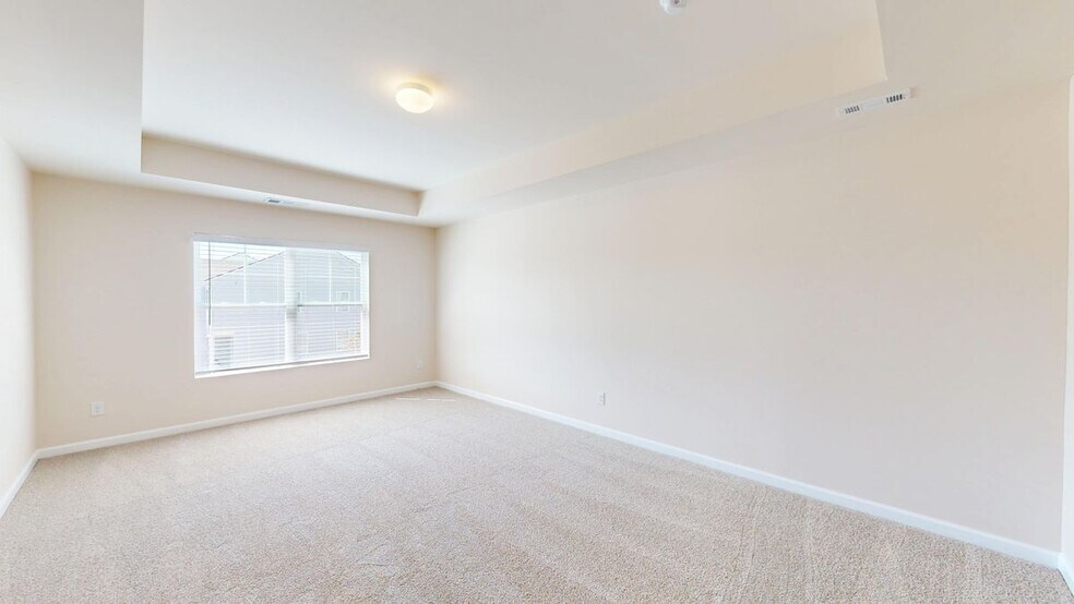 Building Photo - 5256 Barberry Ave