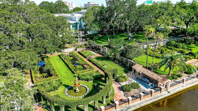 Building Photo - 1248 McDuff Ave S