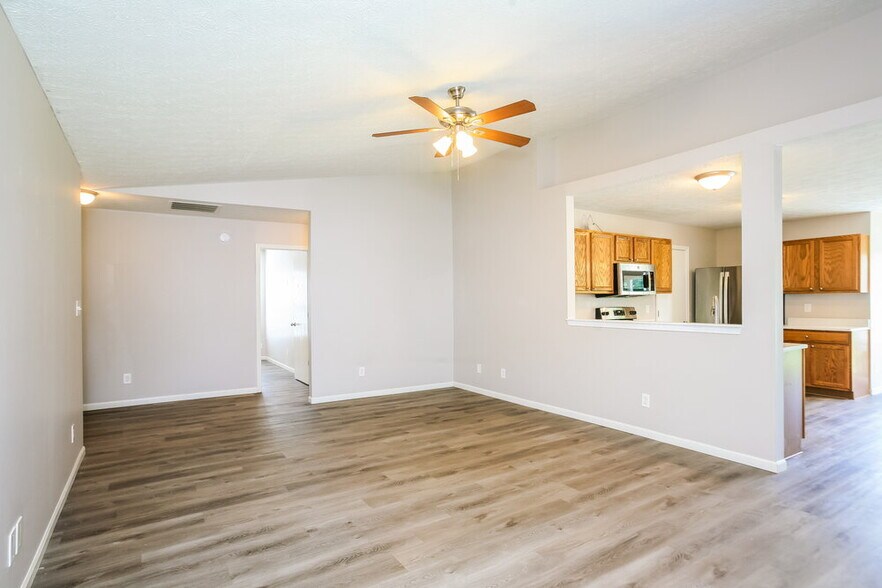 Building Photo - 10673 Hoosier Ct
