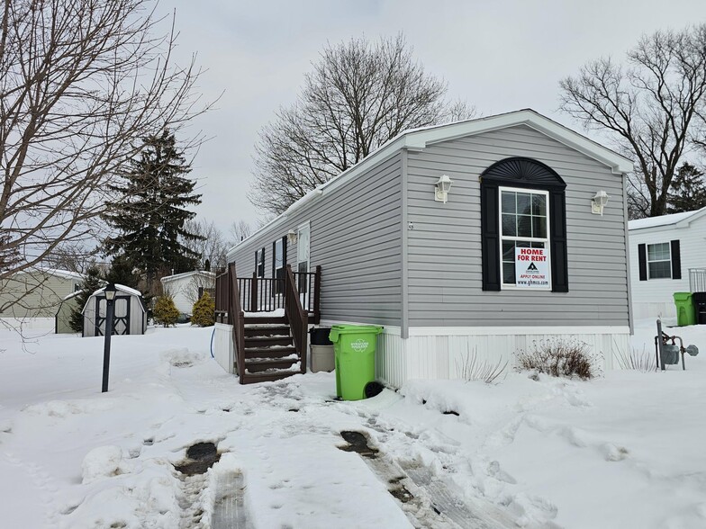 Building Photo - 4 Arbor Pl