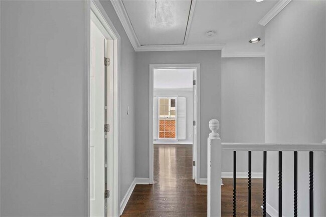 Building Photo - 1400 N Morningside Dr NE