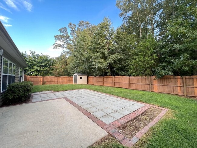 Building Photo - 504 Timber Walk Dr