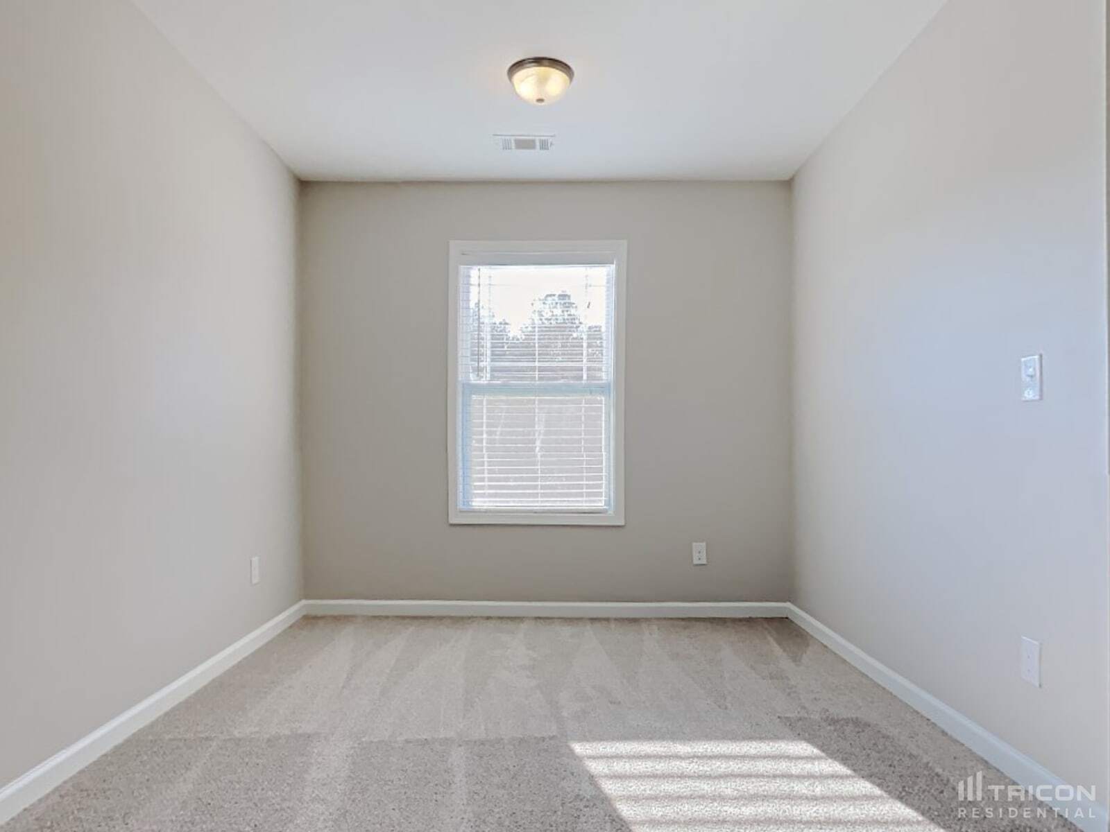 Building Photo - 95 Ascott Trace