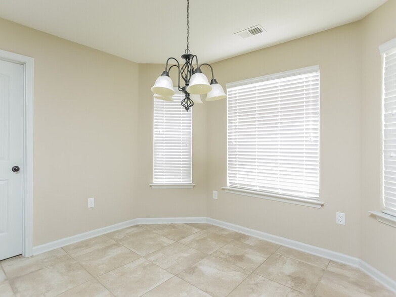 Building Photo - 10829 Paul Coleman Dr