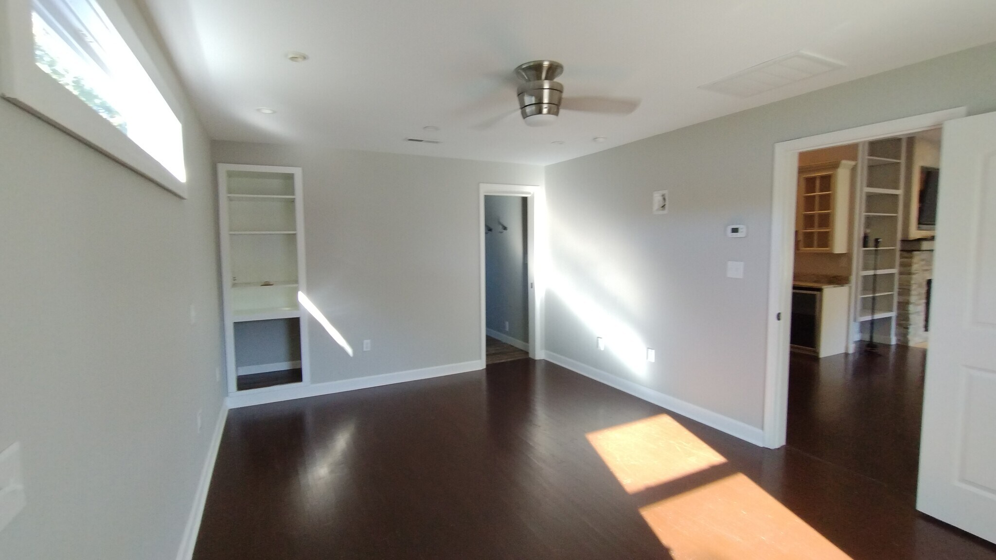 Building Photo - 710 Yucca Ave