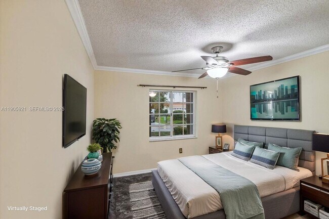 Building Photo - 17610 SW 4th Ct