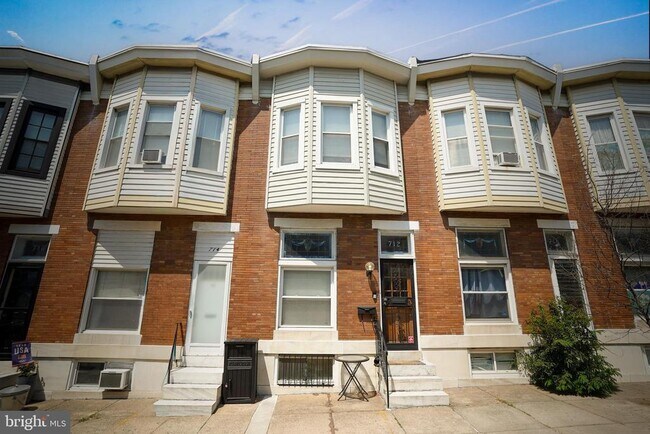Building Photo - 712 S Linwood Ave