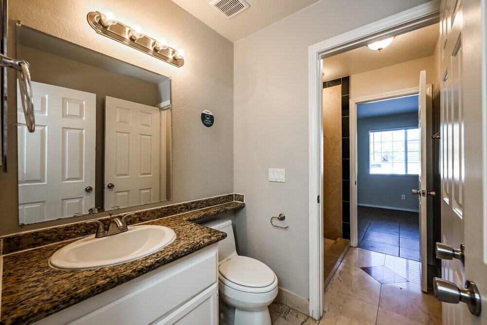 Building Photo - 1532 Helen Belle Dr