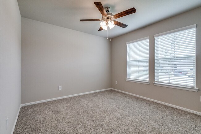 Building Photo - 16408 Severn Ln