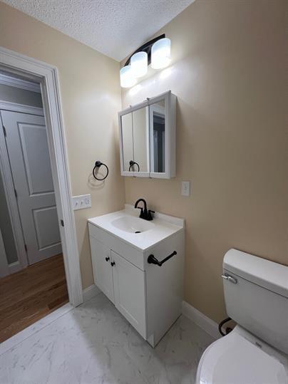 Building Photo - 395 Mendon Rd