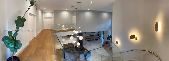 Building Photo - 223 NW 129th Ave