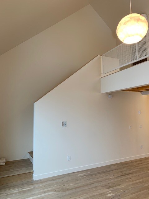 Building Photo - 926 Cleveland St.