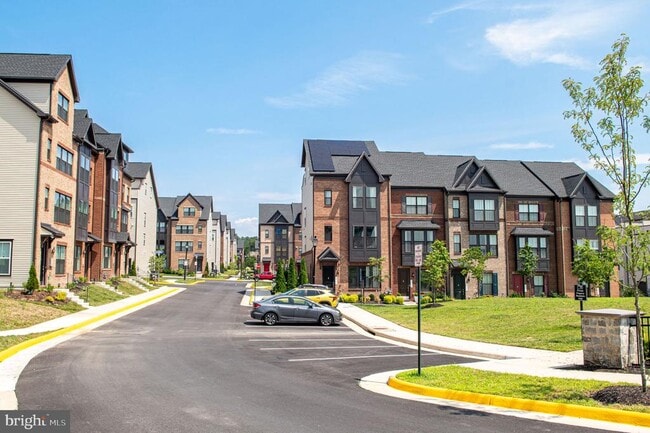 Building Photo - 7203 Mountaineer Dr