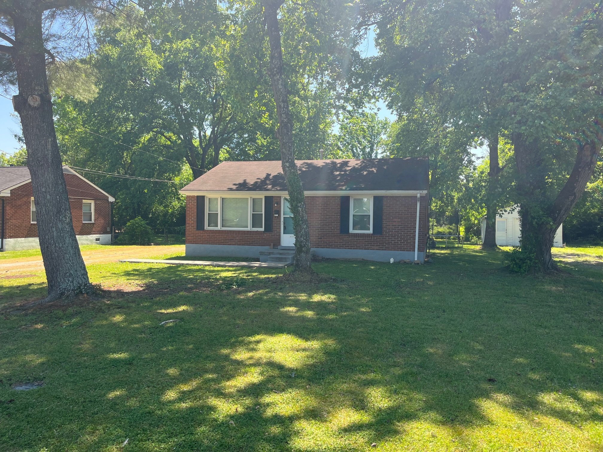 Building Photo - 3204 Donald Dr