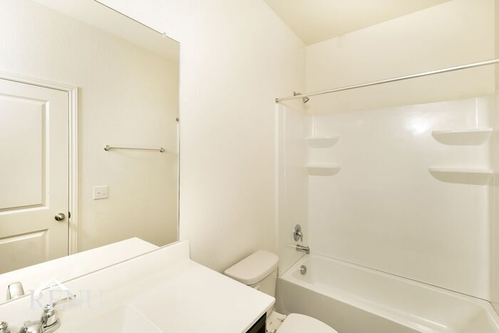 Building Photo - 5026 Firefly Hls