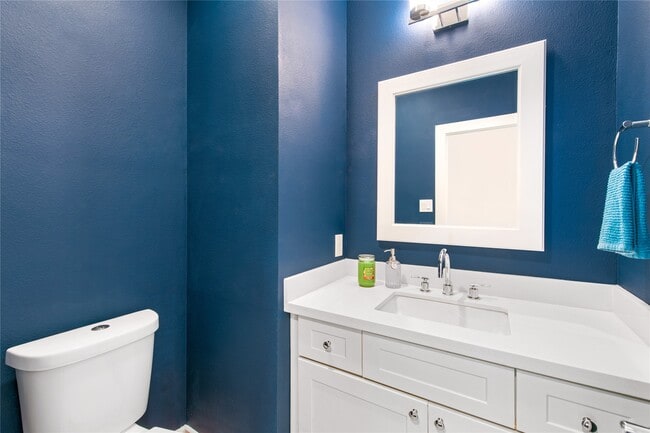 Building Photo - 211 Milby St