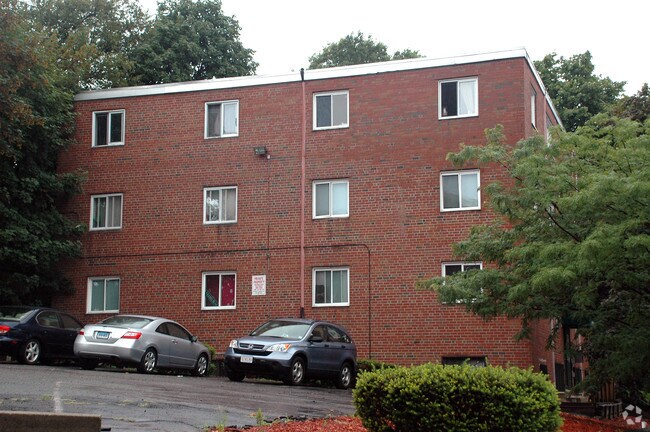 Building Photo - 197 Calumet St
