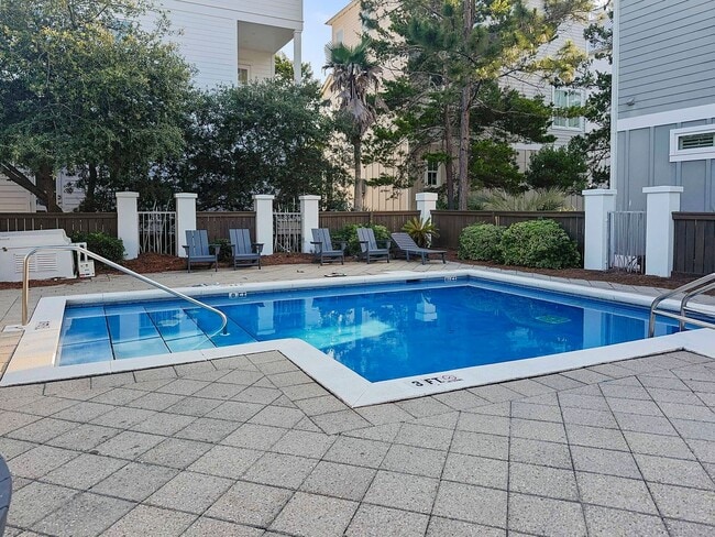 Building Photo - 50% off first months rent.  Remodeled 5 bedroom house with bikes – walking distance to the beach