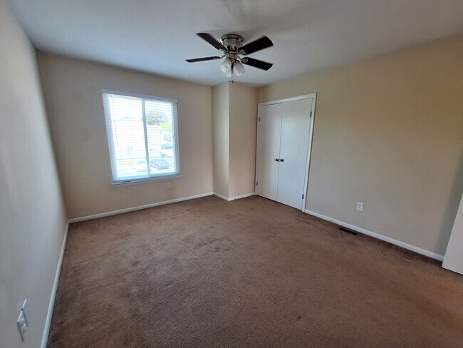 Building Photo - 152 Eberly Terrace
