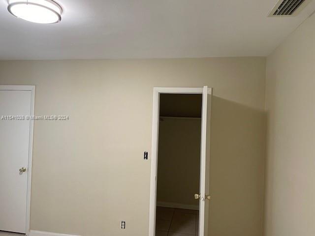 Building Photo - 3361 SW 44th St