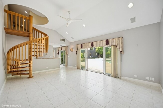 Building Photo - 2305 Tennyson Ln