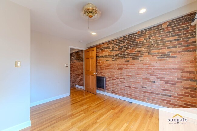 Building Photo - 1401 Cooksie St