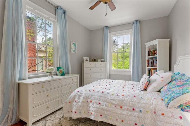 Building Photo - 685 E Morningside Dr NE