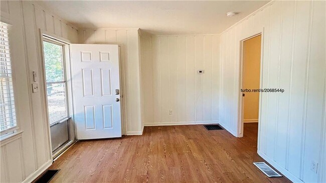 Building Photo - 7062 Felton Ln