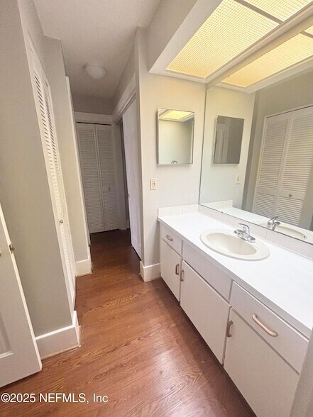 Building Photo - 2130 San Marco Blvd