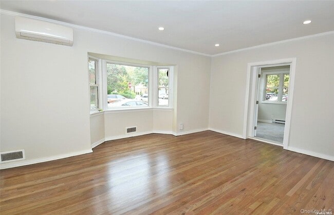 Building Photo - 75-03 197th St