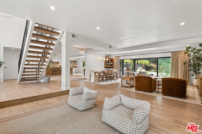 Building Photo - 4401 Pampas Rd