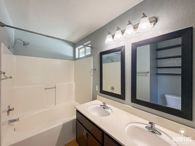 Building Photo - Charming San Marcos Home with Spacious Yard and Modern Upgrades