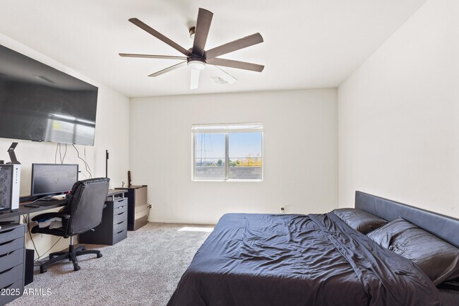 Building Photo - 24559 W Flores Dr