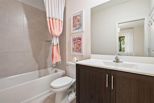 Building Photo - 20814 NE 5th Ct