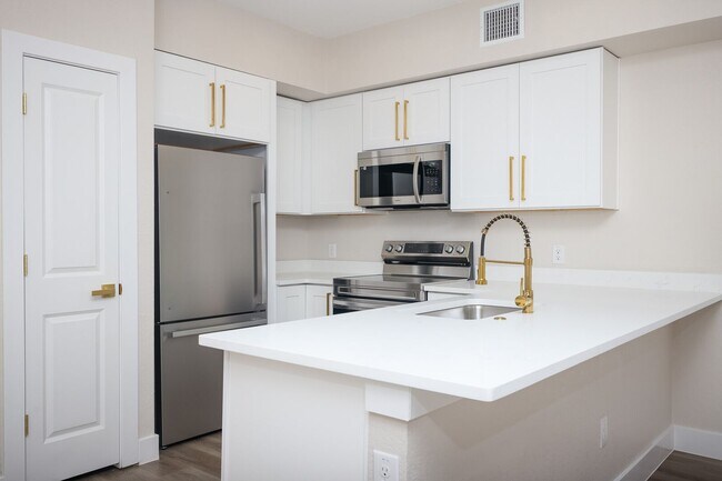 Building Photo - All Units Are Available With Brandnew Full Appliance Package