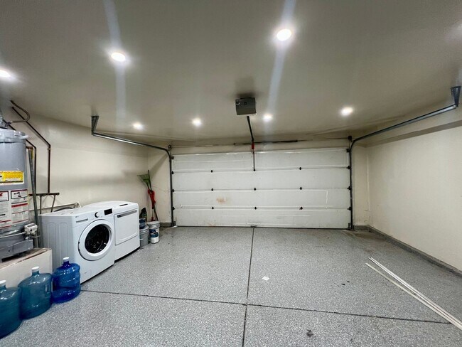 Building Photo - 3-Bedroom San Jose Home for Rent on a Quie...